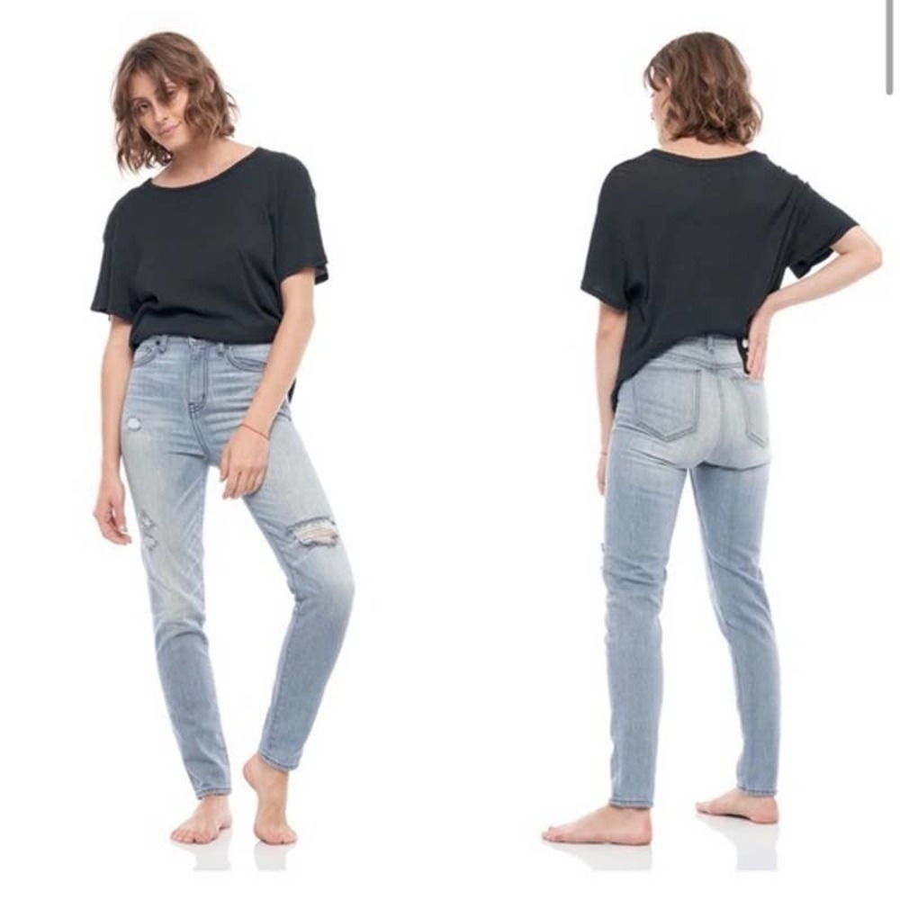 Free People X Sandrine Rose NWT Mid-Rise Skinny Distressed Jeans Blue Size 31